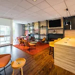 Ibis 3*