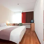 Ibis 3*