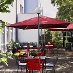 Ξενοδοχείο Ibis 3*