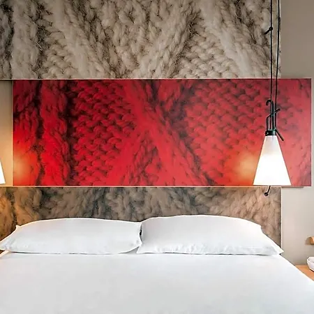 Ibis Otel